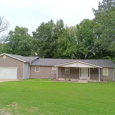 A Home Away From Home, Near Fort Leonard Wood